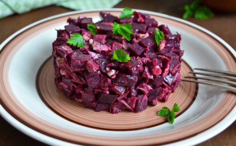 Полезный и вкусный салат из свеклы: минимум ингредиентов ➤ Prozoro.net.ua