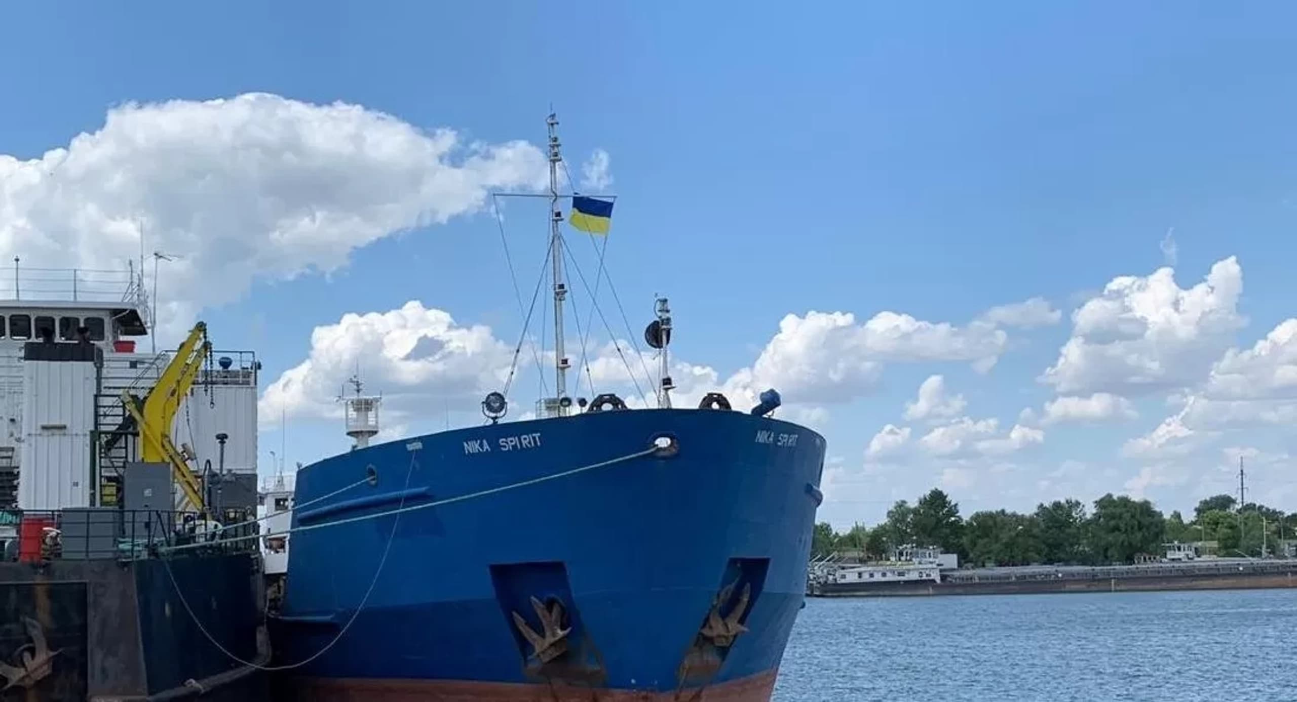 Україна продала танкер РФ, який блокував Керченську протоку ➤ Главное.net
