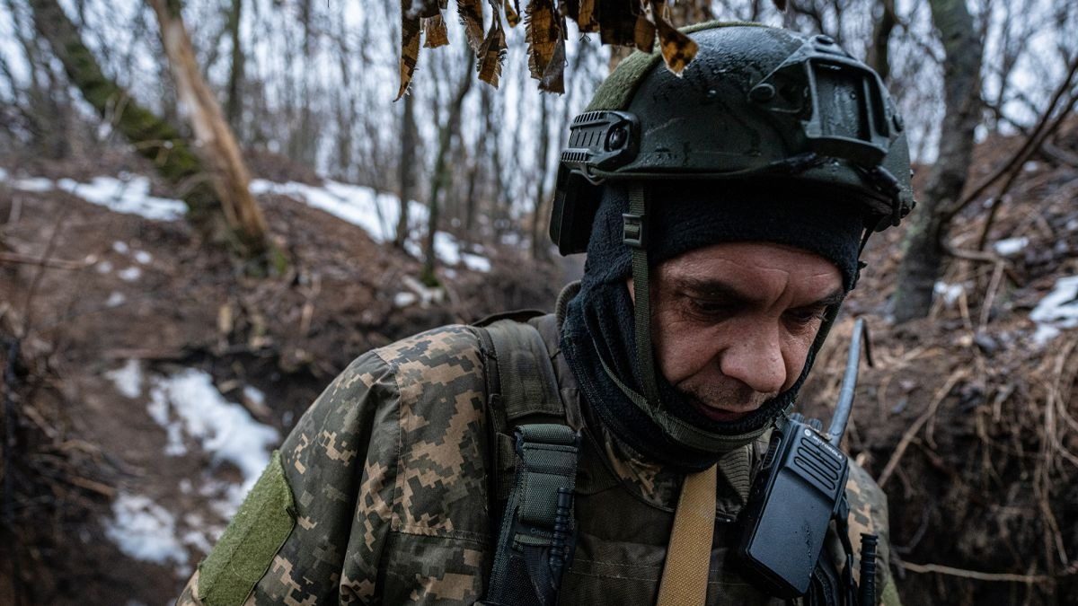 Боец сам зачистил посадку и взял в плен шестерых оккупантов