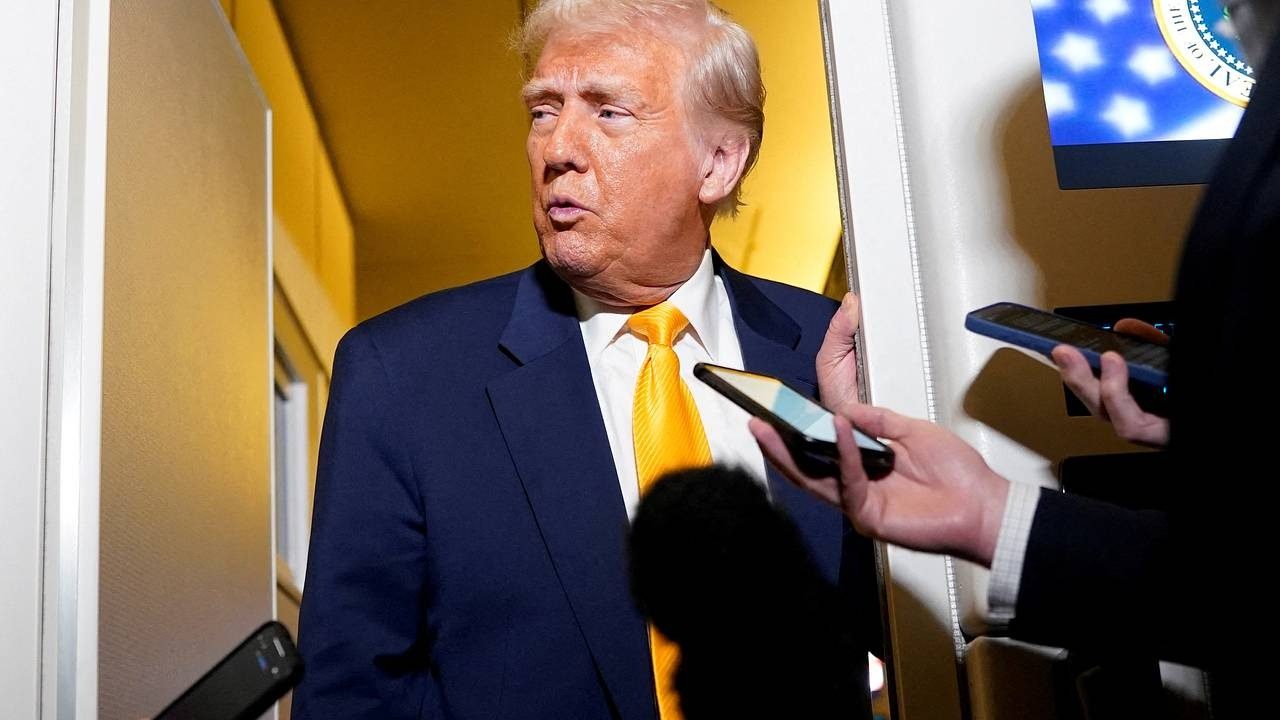 После интервью Зеленского Трамп потребовал лишить канал лицензии