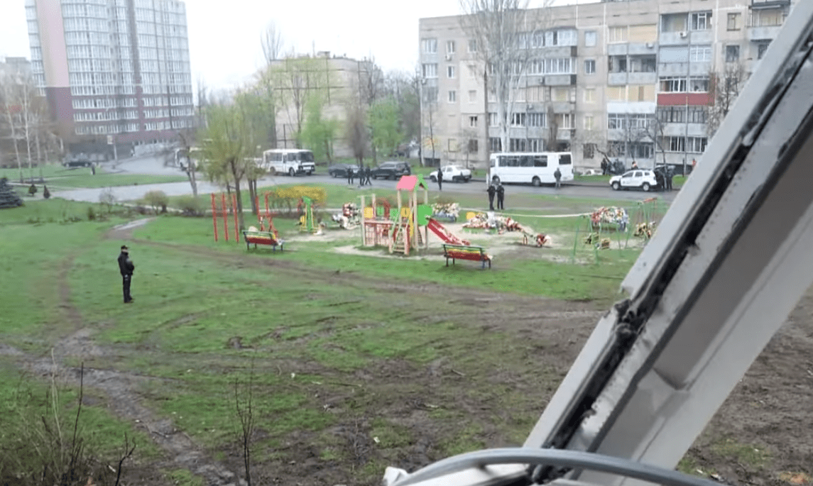 Росія збрехала про «військових» у Кривому Розі: з’явилися реальні кадри вибуху в ресторані
