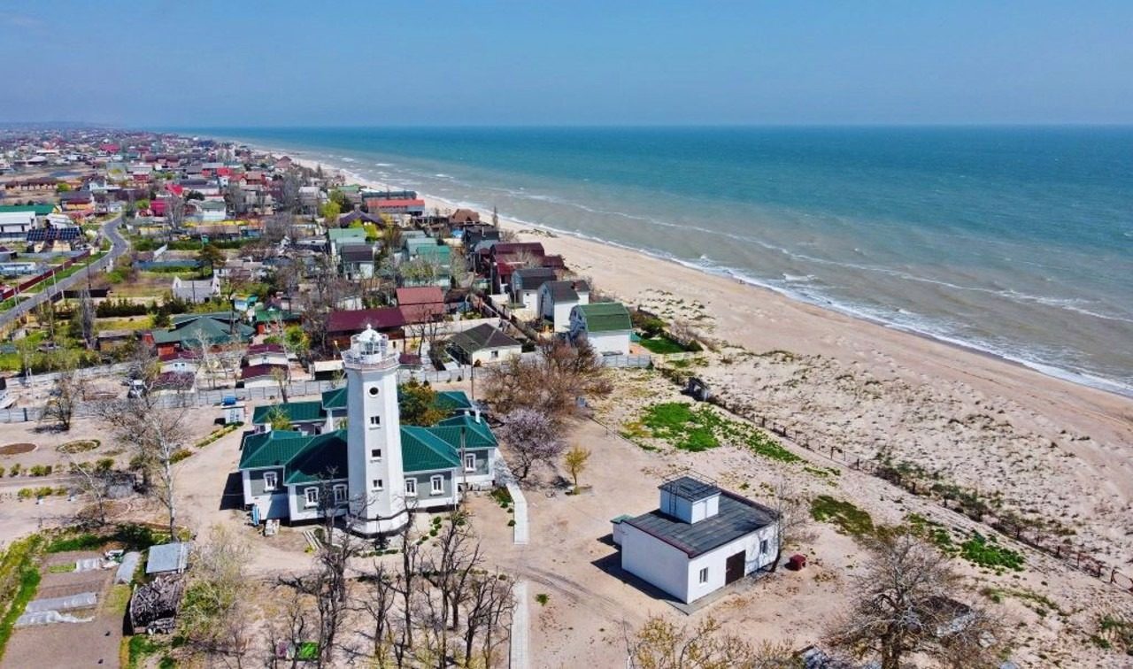 Россия уничтожила еще один известный курорт Азовского моря: видео