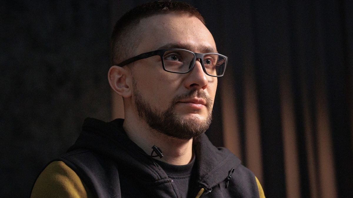Ким виявилася нападниця на Стерненка: тільки подивіться на неї ➤ Prozoro.net.ua