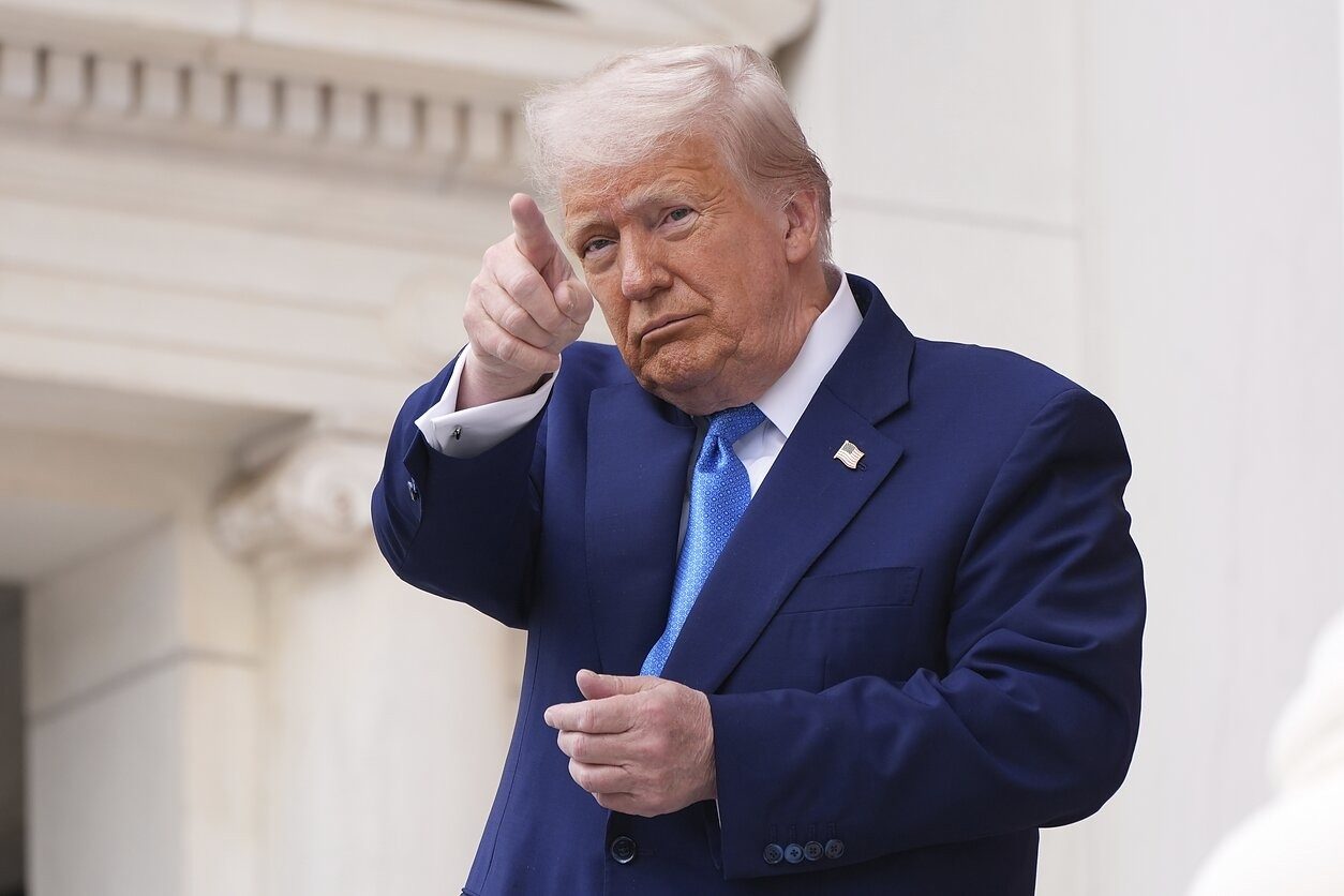 Трамп, Медведев и Келлог устроили перепалку в соцсетях: детали
