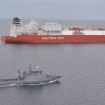 Беспрецедентно: РФ сопровождает «теневой флот» военными кораблями ➤ Prozoro.net.ua