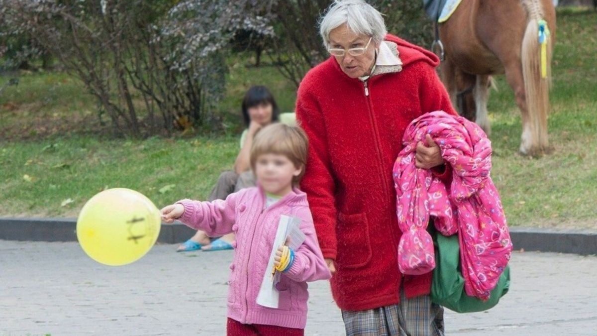Сейчас ей 80 лет: как выглядит самая старая мать Украины