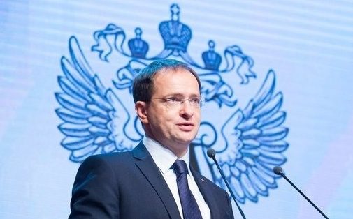 “Можемо повторити”: злиті цинічні загрози Мединського у Стамбулі