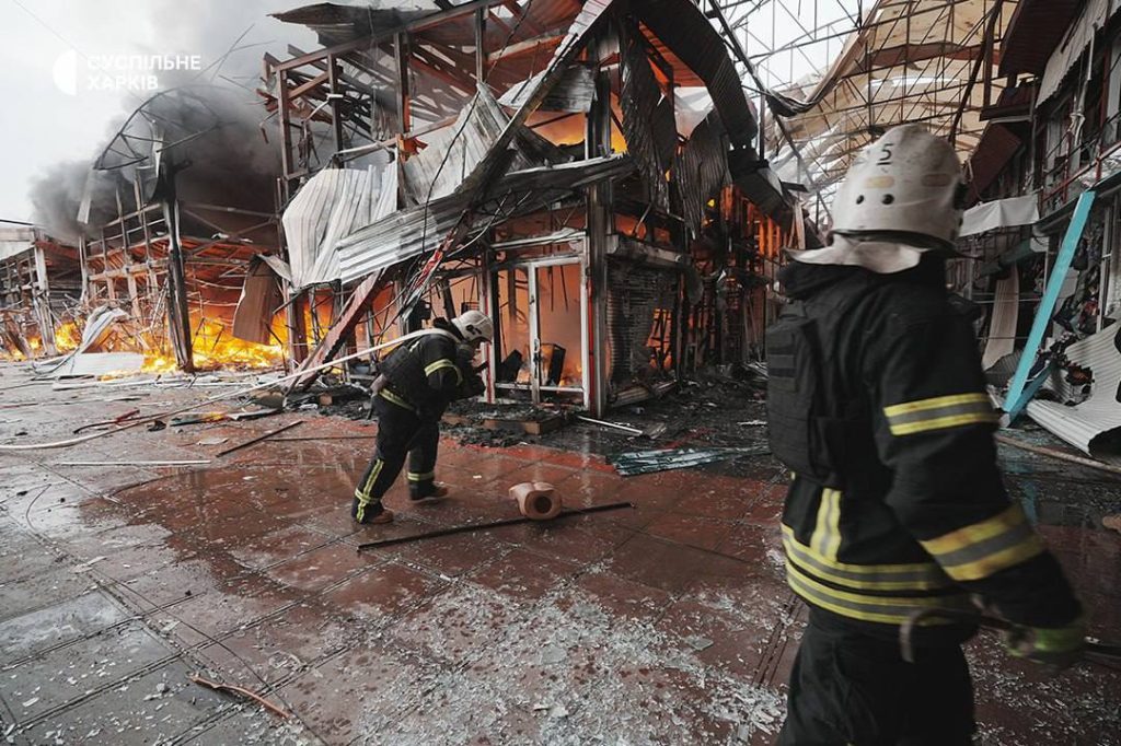 Що залишилось від ринку "Барабашово" після атаки на Харків (фото) 4 Що залишилось від ринку "Барабашово" після атаки на Харків (фото)