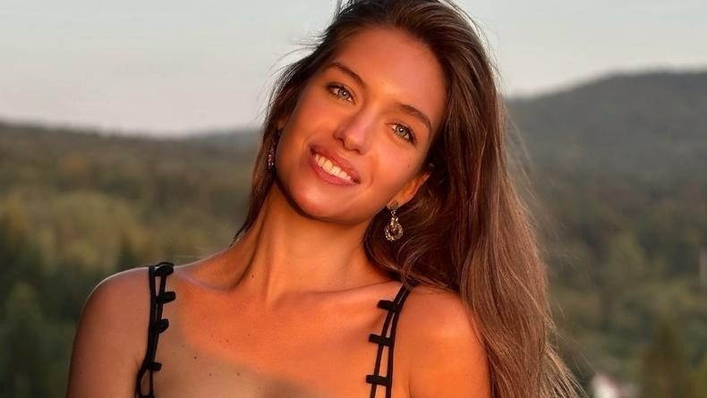 Экс-жена Дмитрия Комарова за границей показала нового мужчину