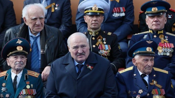Лукашенко вже готується вмирати: цікава деталь на параді ➤ Prozoro.net.ua