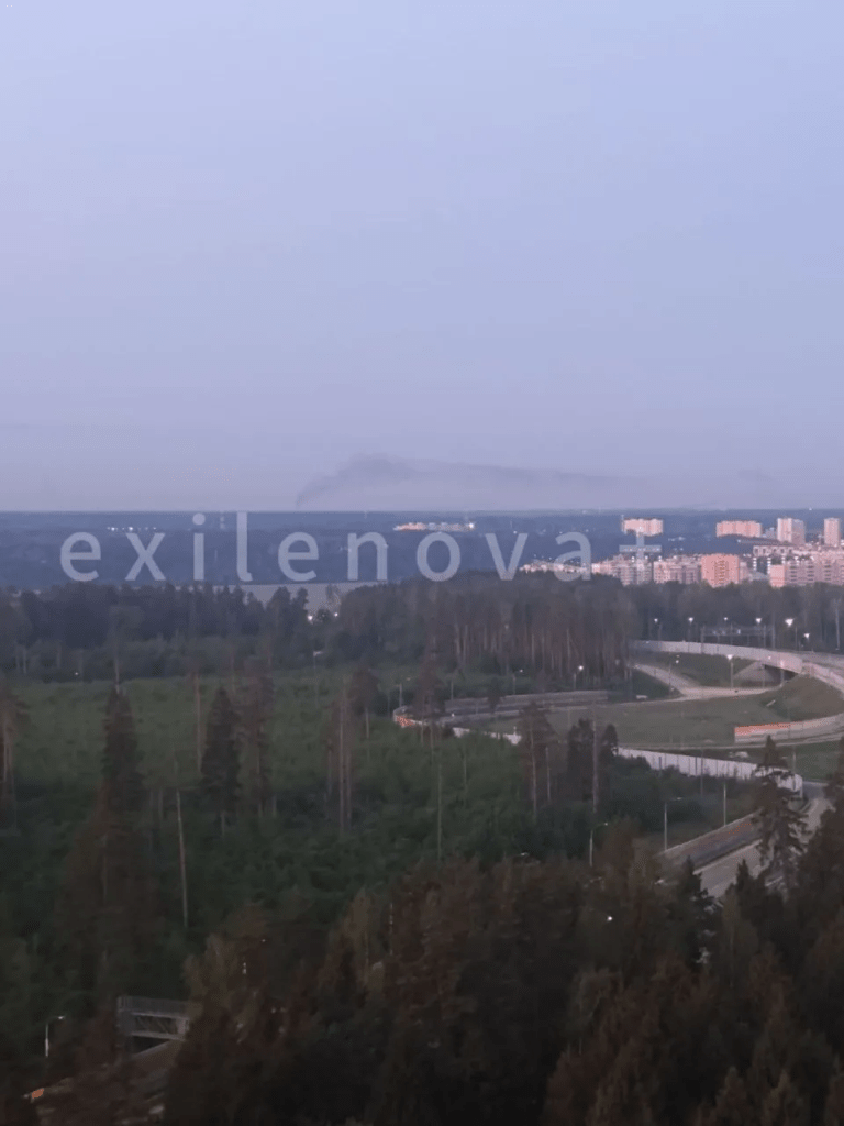 БПЛА атакували Москву: зупинка аеропортів, хаос і удар по військовому об'єкту (фото)