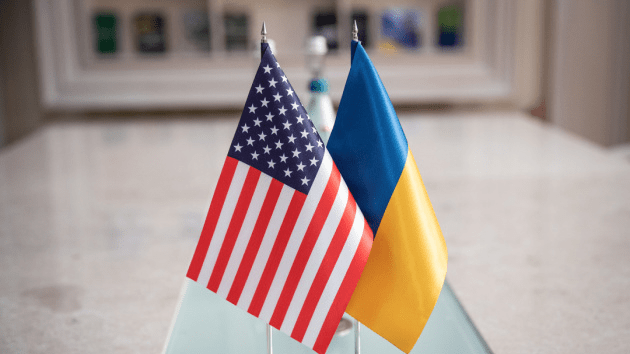 Корисні копалини під захистом чи на продаж? Гучна угода Києва та Вашингтона