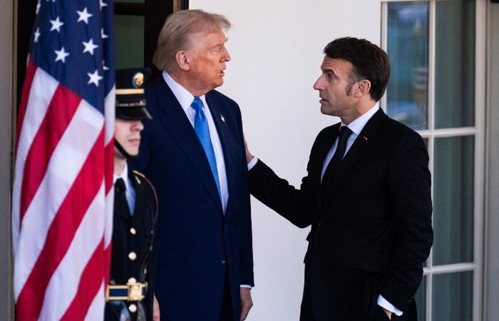 Трижды женатый Трамп дал совет Макрону после «пощечины»
