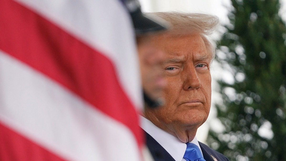 Трамп пояснив, чому досі не запроваджує санкції проти РФ