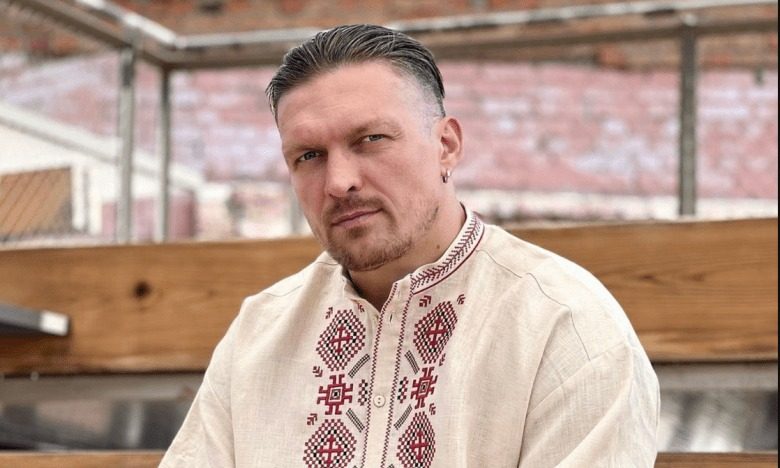 Русские вы сумасшедшие? Усик объяснил сравнение Путина с Гитлером