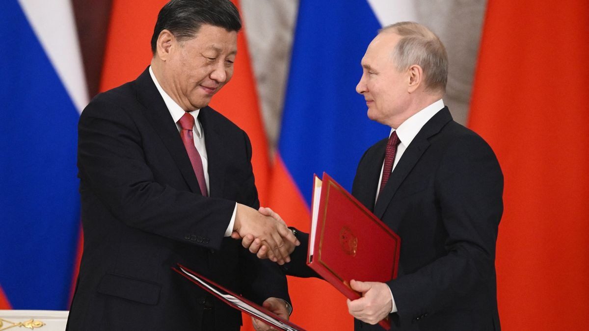 Путін зганьбився перед Сі Цзіньпіном: це зняли на камеру