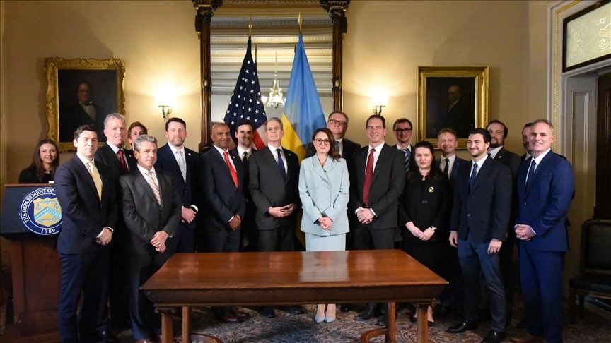 Украина и США подписали соглашение о ресурсах: это сигнал России