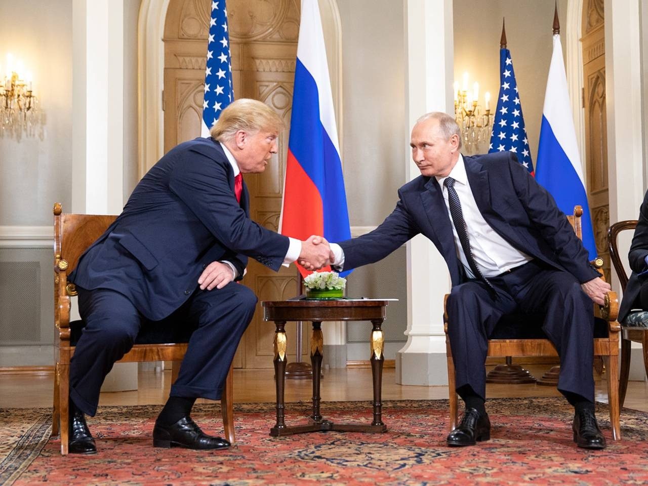 Трамп шокировал Европу деталями разговора с Путиным об Украине