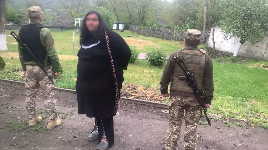 Блогер в женской одежде пытался бежать в Молдову (видео)