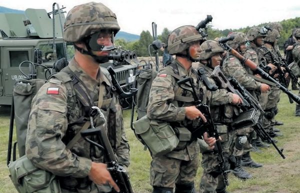 Польща почала військову операцію через загрози з боку РФ
