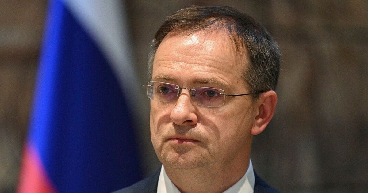 «С РФ невозможно долго воевать»: Мединский снова опозорился