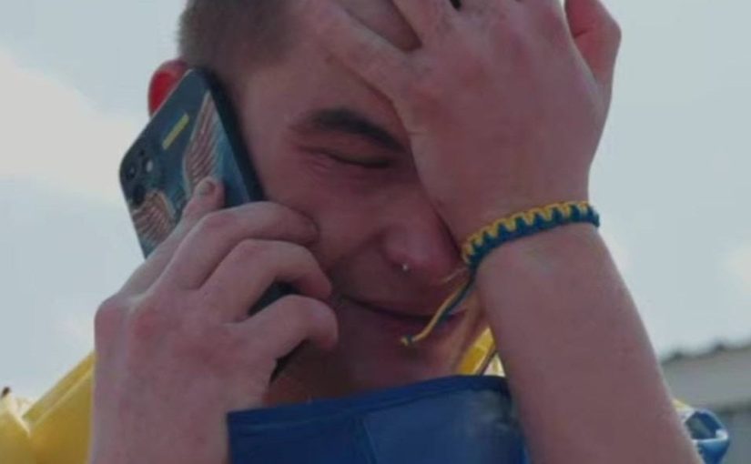 Що повідомила дружина звільненому з полону бійцю, коли він зателефонував ➤ Prozoro.net.ua