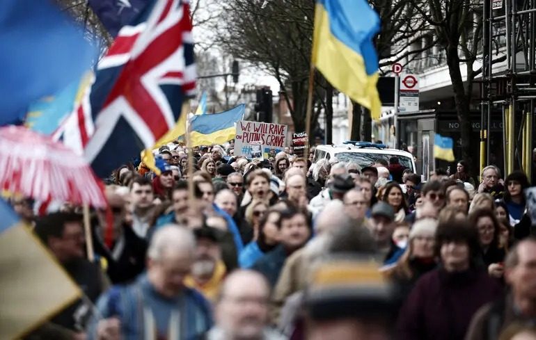 Британія відправляє додому біженців з України, – The Guardian
