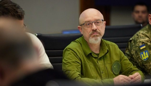 Вот как ведут себя россияне на переговорах, когда не видит пресса