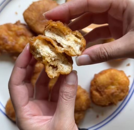 Хрустящие пирожки с курицей и картофелем ➤ Prozoro.net.ua