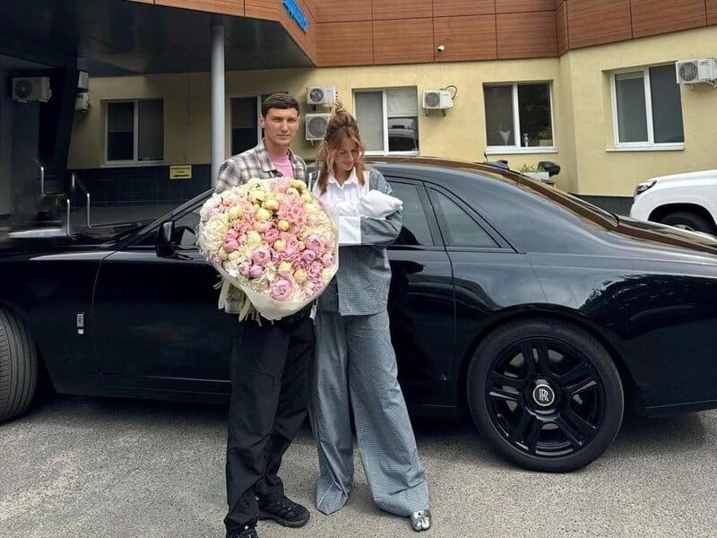 Нікітюк виписалася з пологового будинку та показала перші фото із сином ➤ Prozoro.net.ua