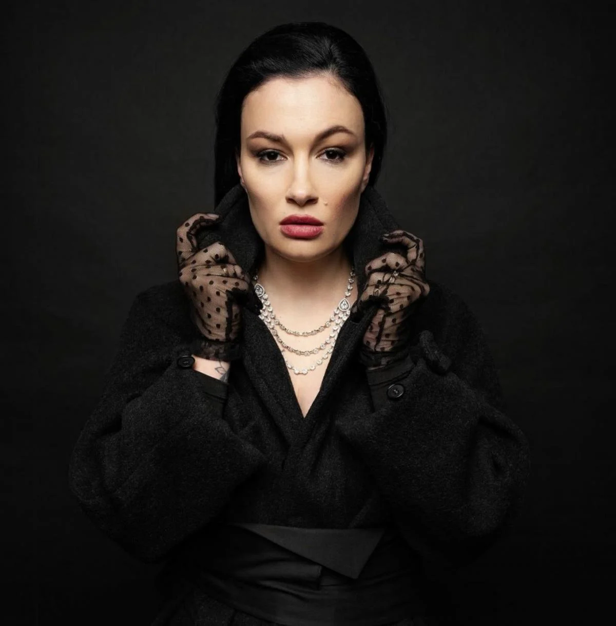Приходько окрестила 15-летнюю дочь в монастыре