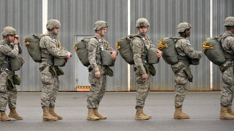 Служба в армии США: какой оклад у рядового