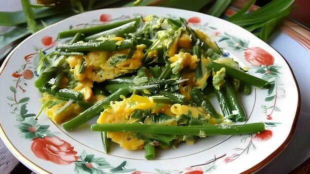 Чесночные стрелки в яйце: вкусный сверхбыстрый завтрак