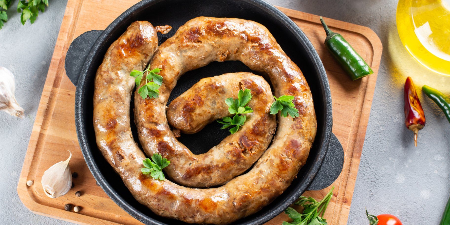 Домашняя колбаса из свинины: рецепт вкусного блюда
