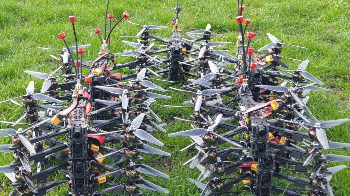 Monobank та “Спільнота Стерненка” відкрили масштабний збір на FPV-дрони
