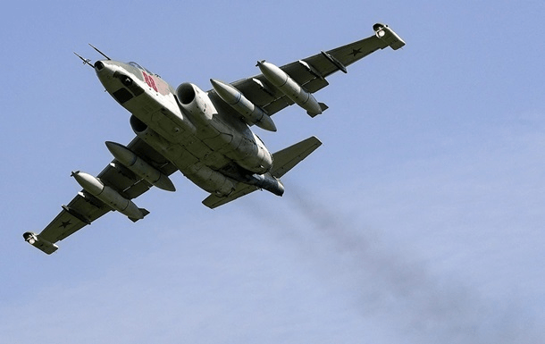 Очередная потеря: Россия лишилась штурмовика Су-25
