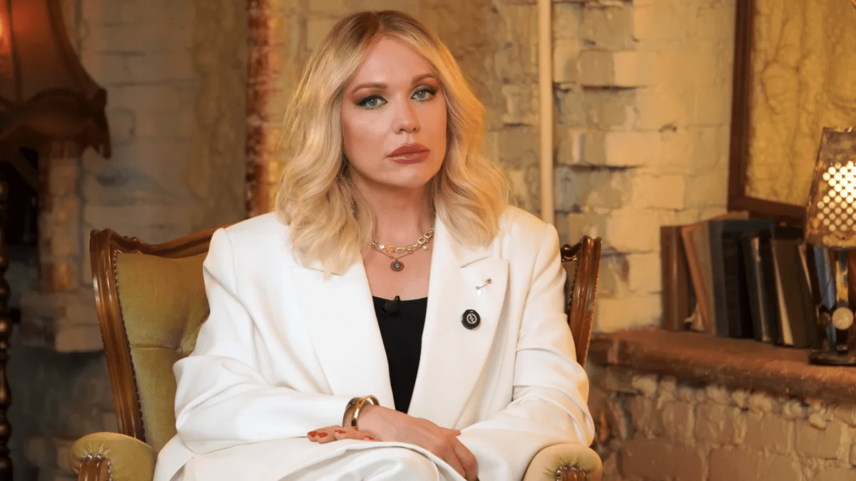 Блогерка Монро розповіла, як заробляє під час війни ➤ Главное.net