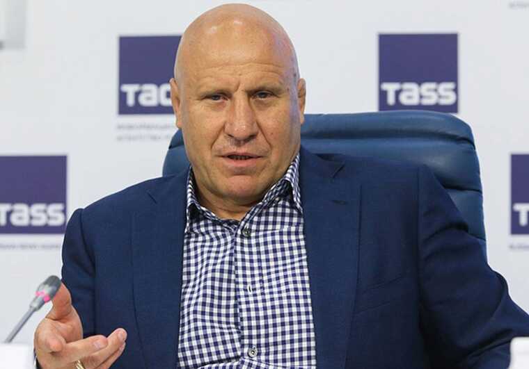 Чемпион из РФ потребовал от украинцев «научиться здороваться» с россиянами