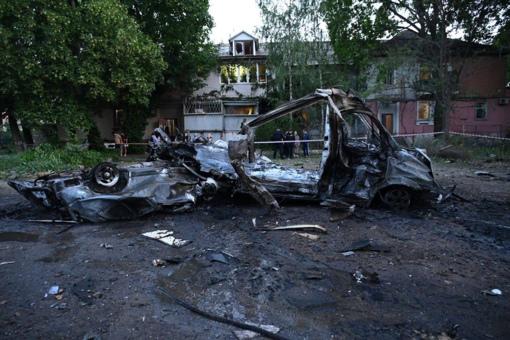 Власти показали последствия ночной атаки дронов на Одессу