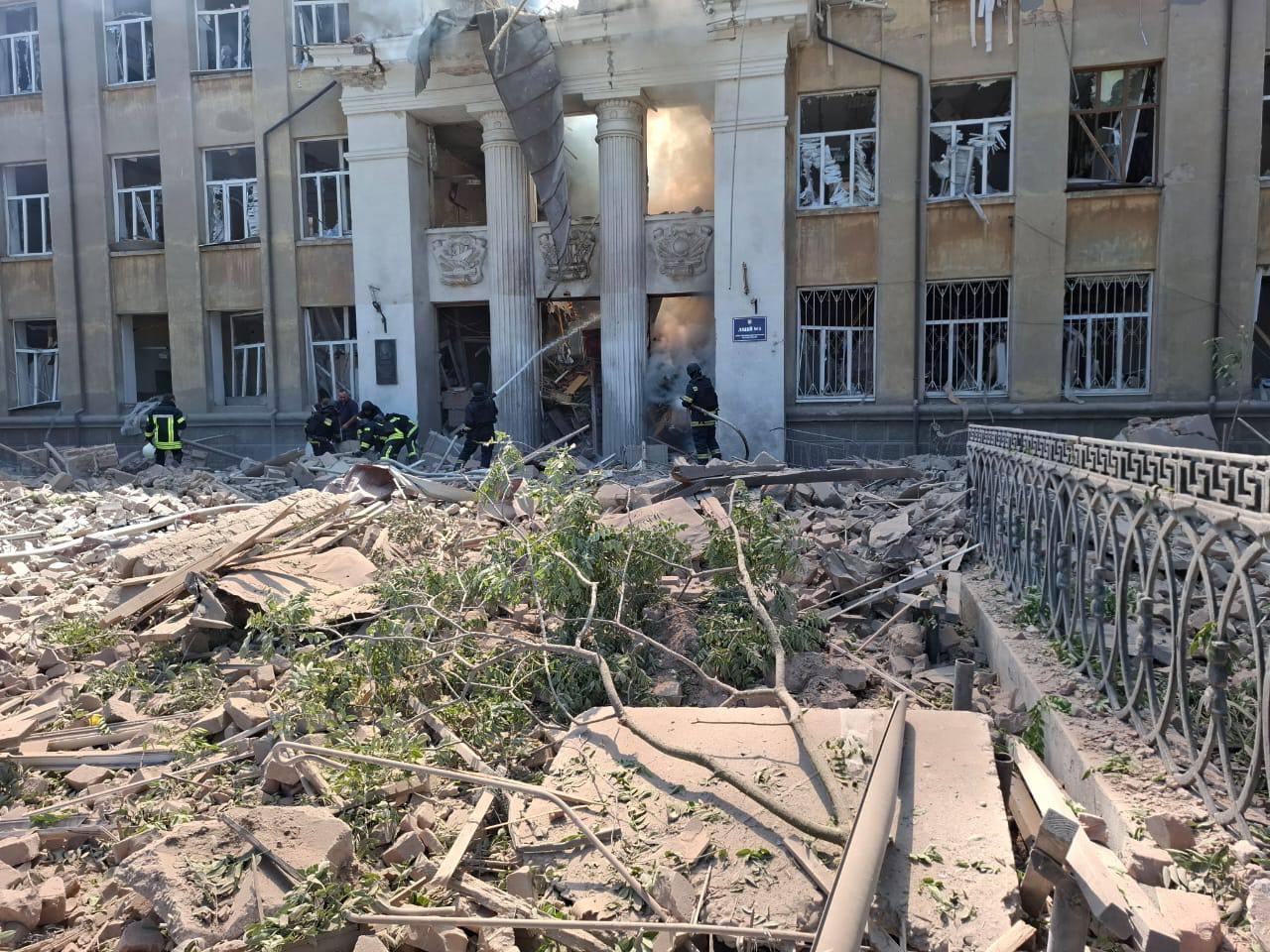 Школьник в Одесской области сам выбрался из-под завалов лицея и спас друга ➤ Prozoro.net.ua