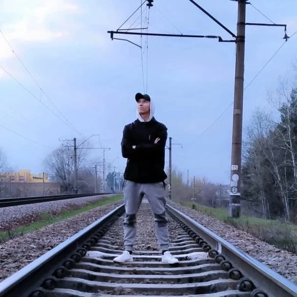 Після ракетного удару по Києву загинула майже вся родина, вижив лише 12-річний хлопчик