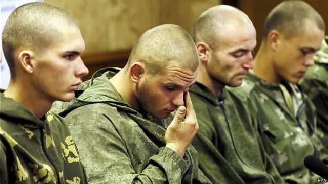 Украинцы, осторожно: сбежали пленные солдаты РФ. Вот их лица