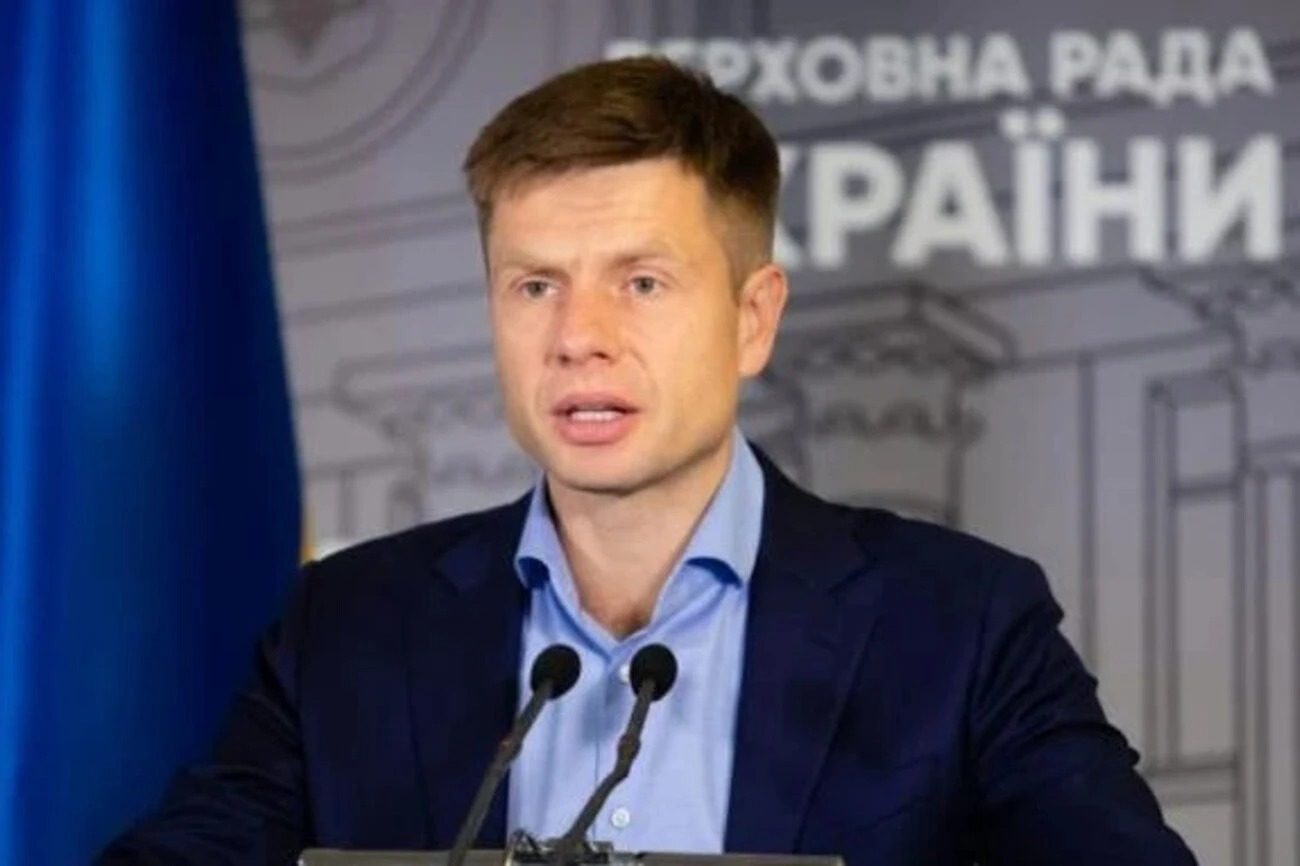 Зеленский резко ответил Гончаренко на упрек