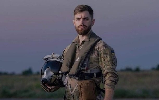У квартирі загиблого пілота “Джуса” пройшли обшуки: причина
