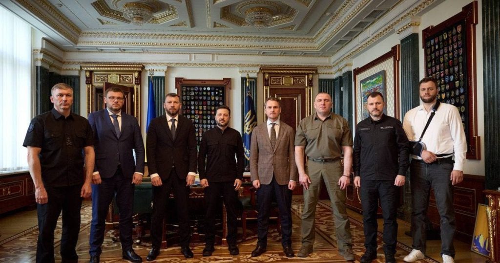 Після ухвалення закону про НАБУ і САП Зеленський провів нараду: що сказав