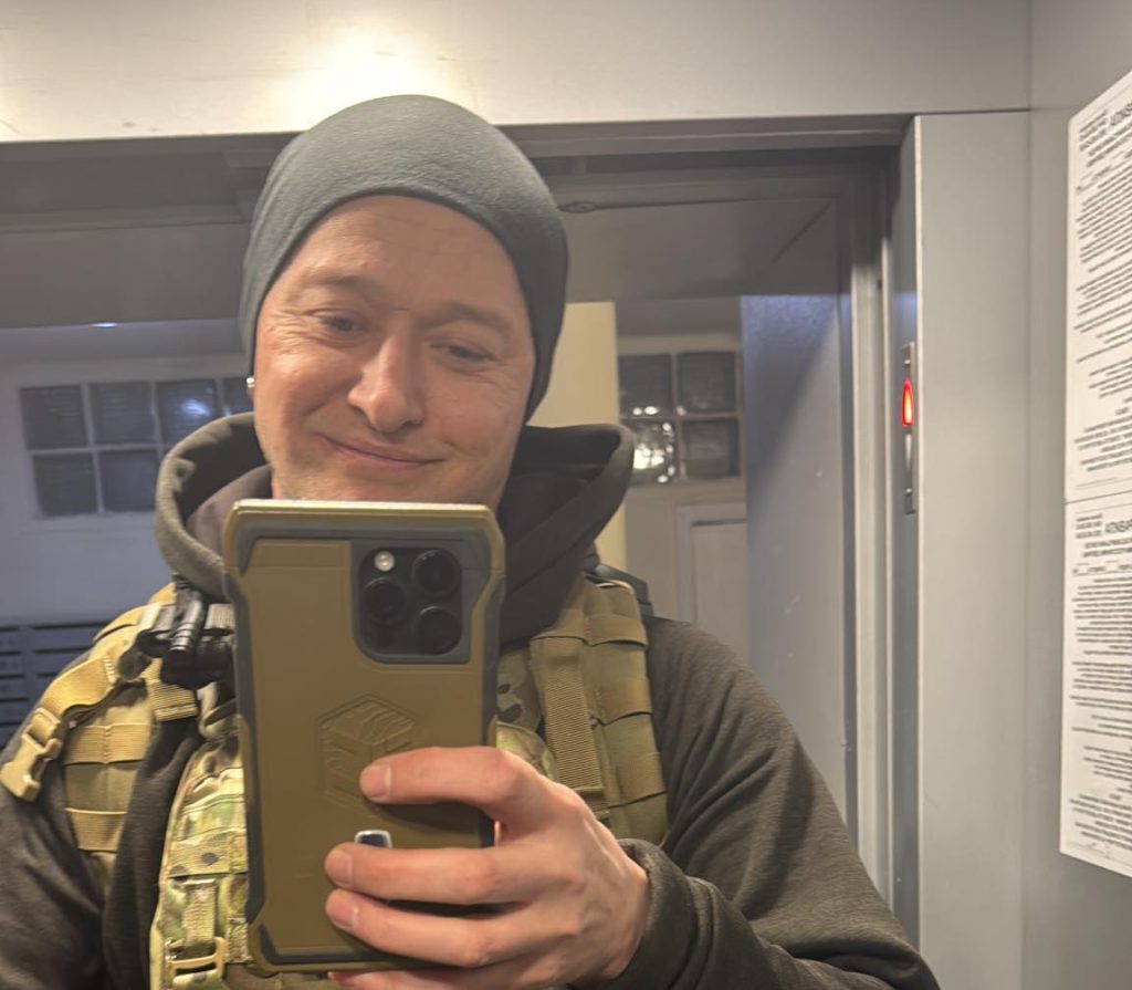 Хливнюк майстерно відповів хейтерам на закиди у брехні про службу 3 Хливнюк майстерно відповів хейтерам на закиди у брехні про службу