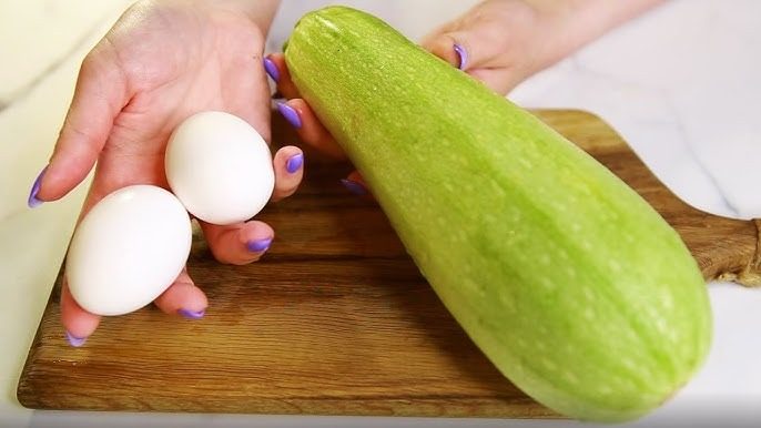 1 кабачок + 3 яйца — очень вкусный самый дешевый завтрак лета ➤ Prozoro.net.ua