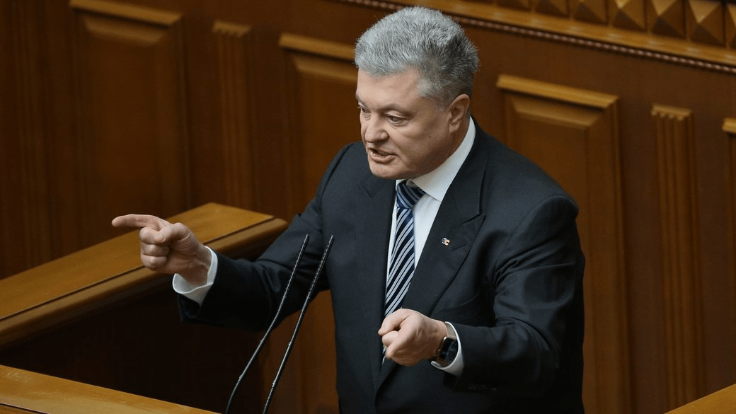Порошенко заявил о нарушениях при назначении Свириденко премьером