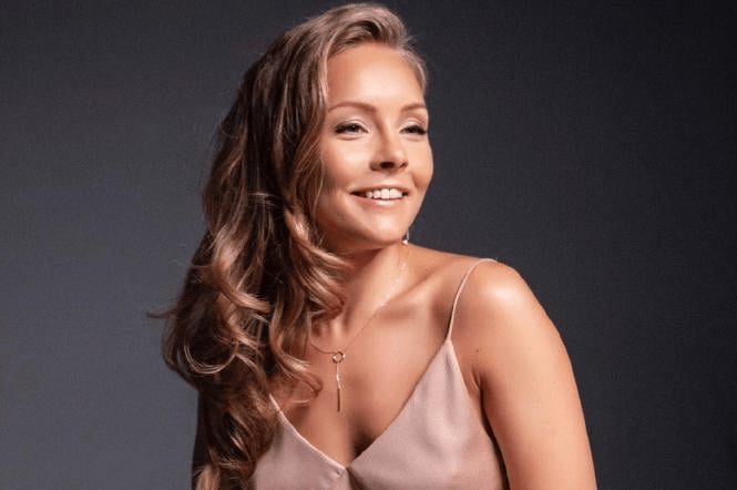 Елена Шоптенко рассказала, на какие деньги живёт в Вене