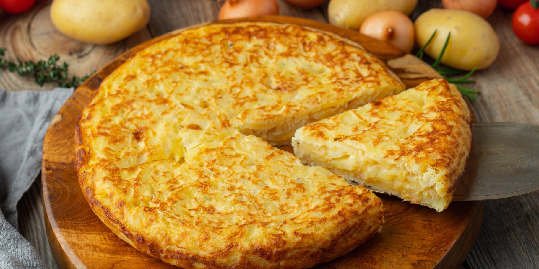 Ароматный картофельный пирог: быстрый рецепт для всей семьи